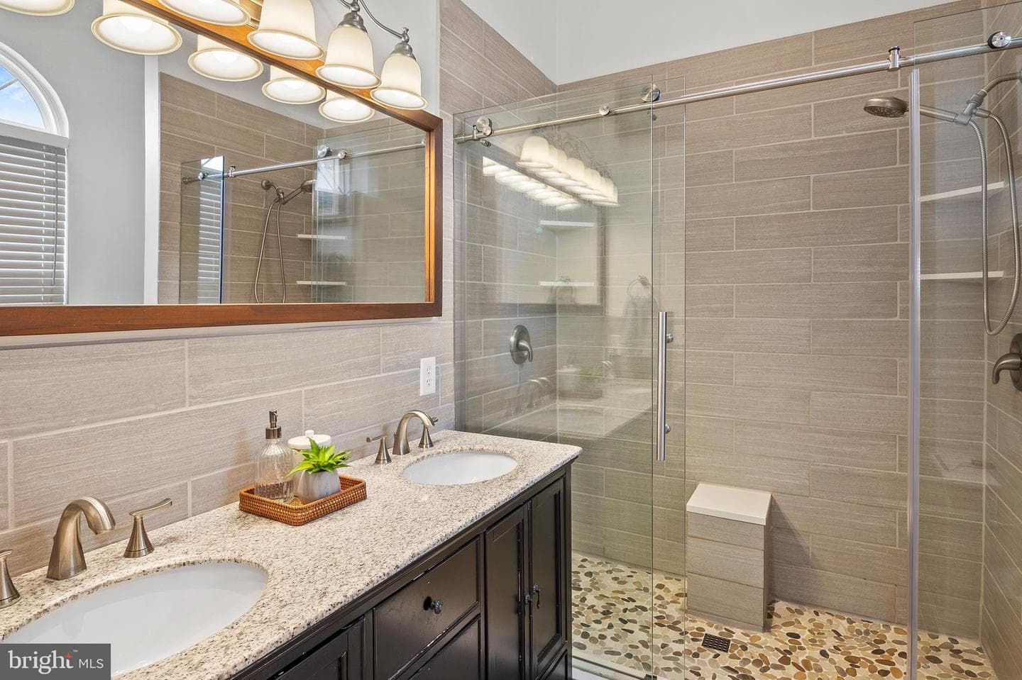 8846 Fox Circle photo 23