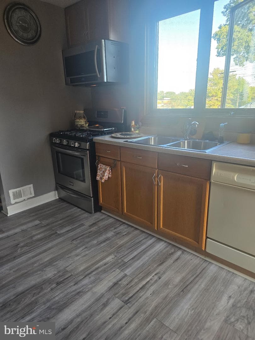 5901 Sunset Avenue photo 8