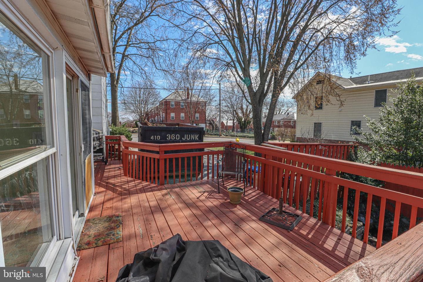 323 Harlem Lane photo 17