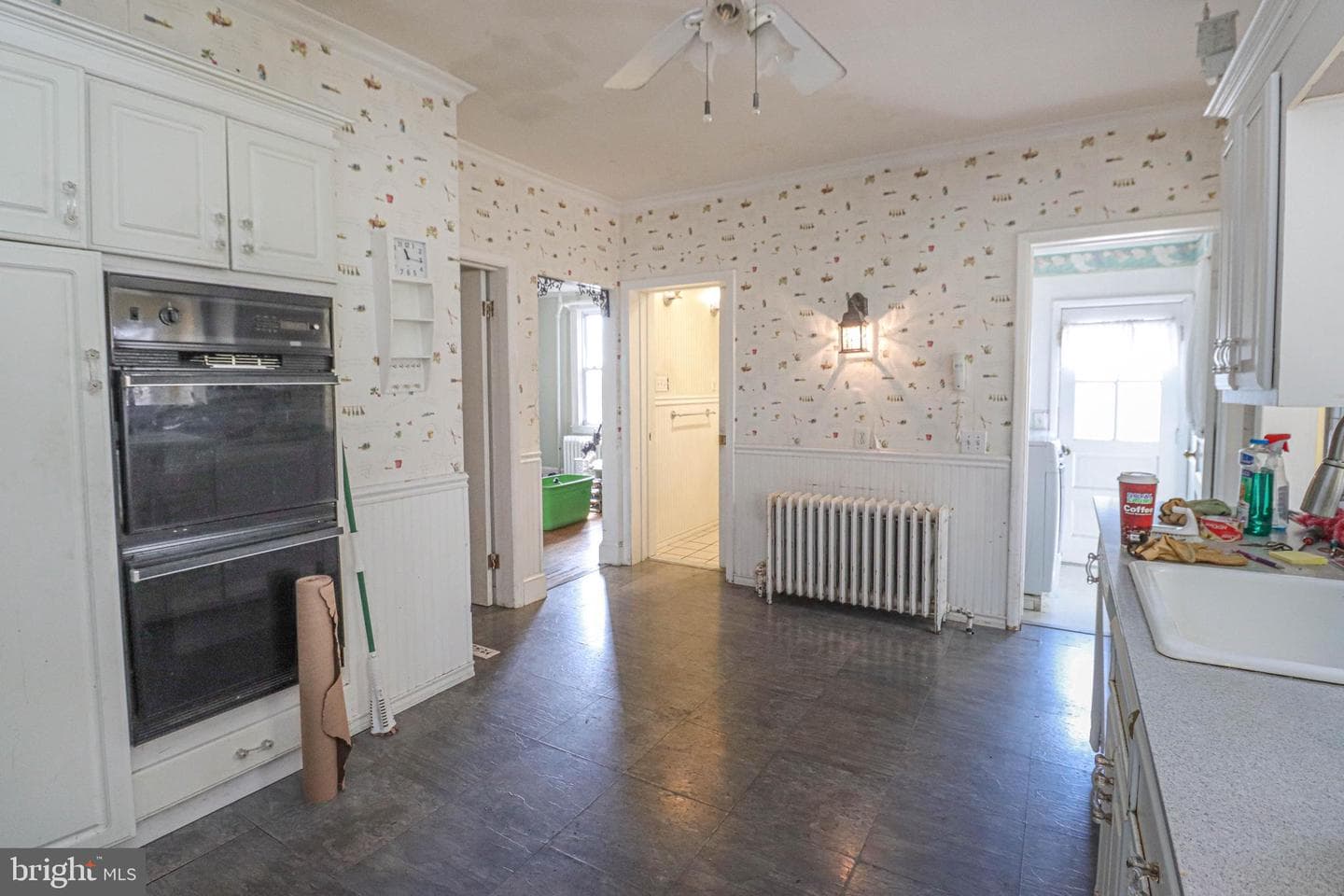 323 Harlem Lane photo 20