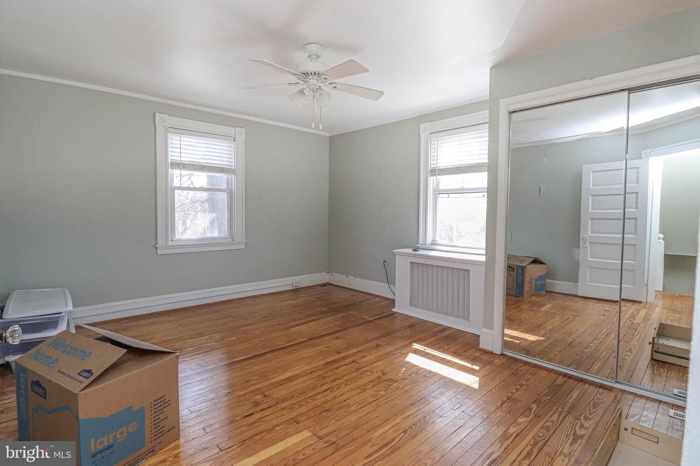 323 Harlem Lane photo 24