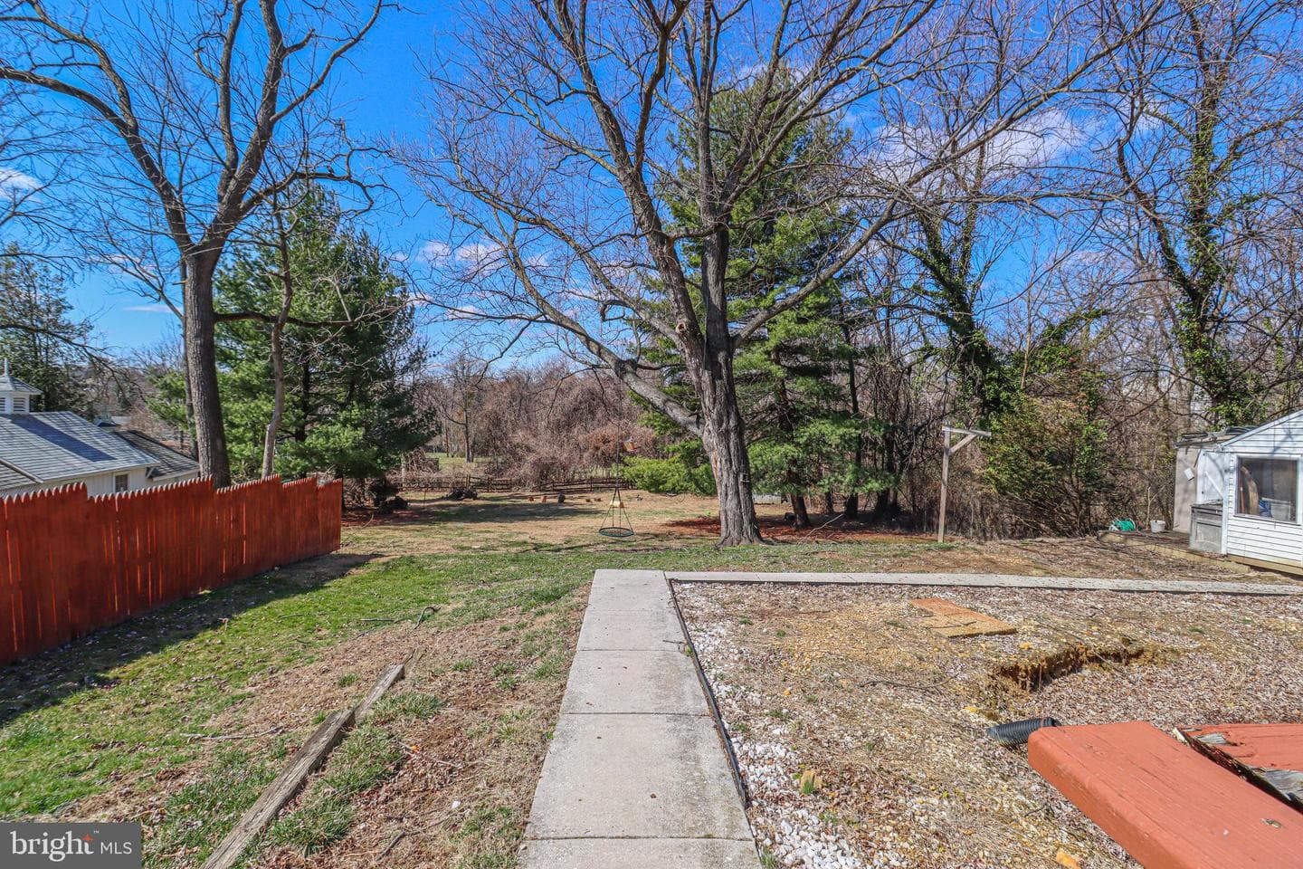 323 Harlem Lane photo 42