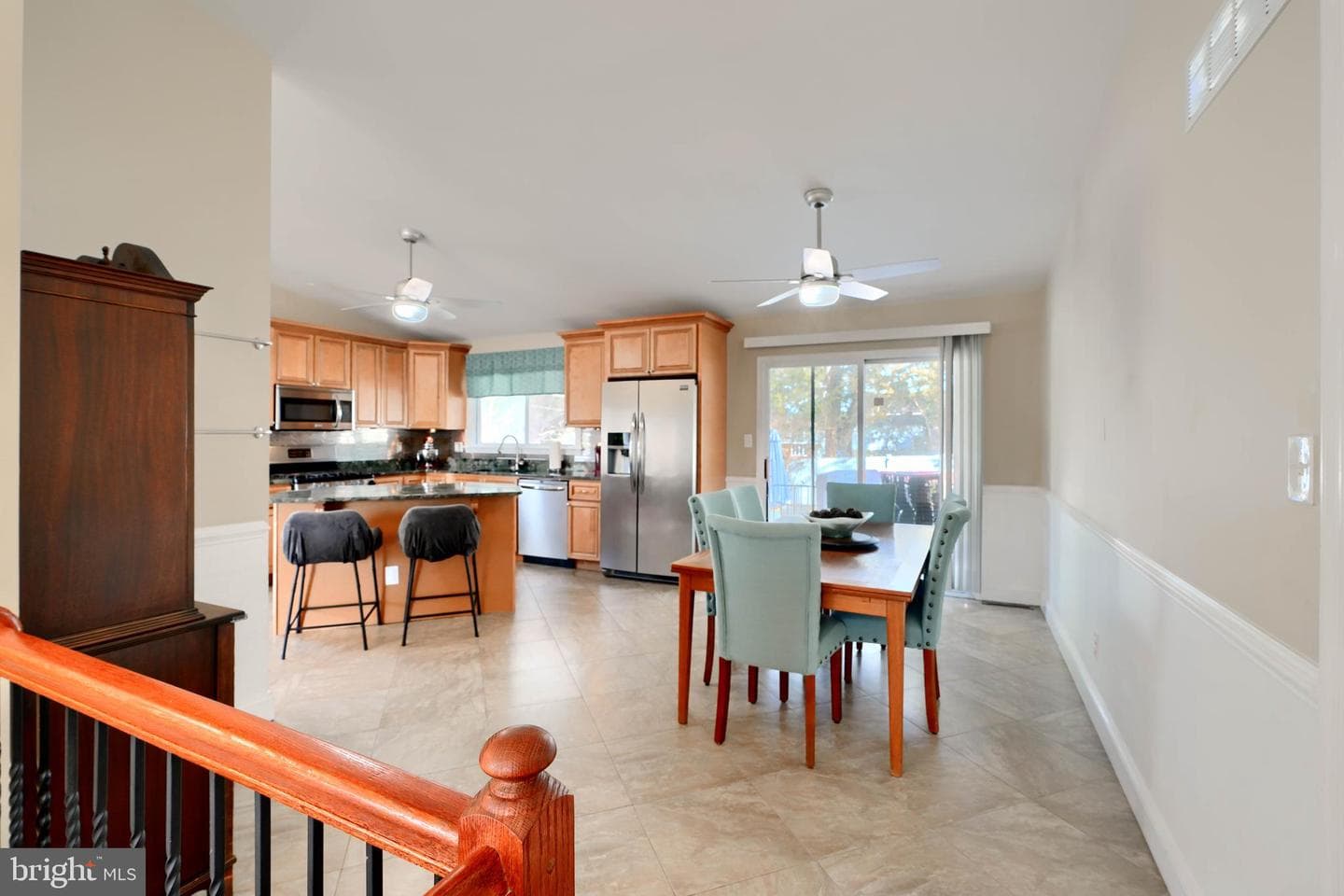 8232 Scotts Level Road photo 11