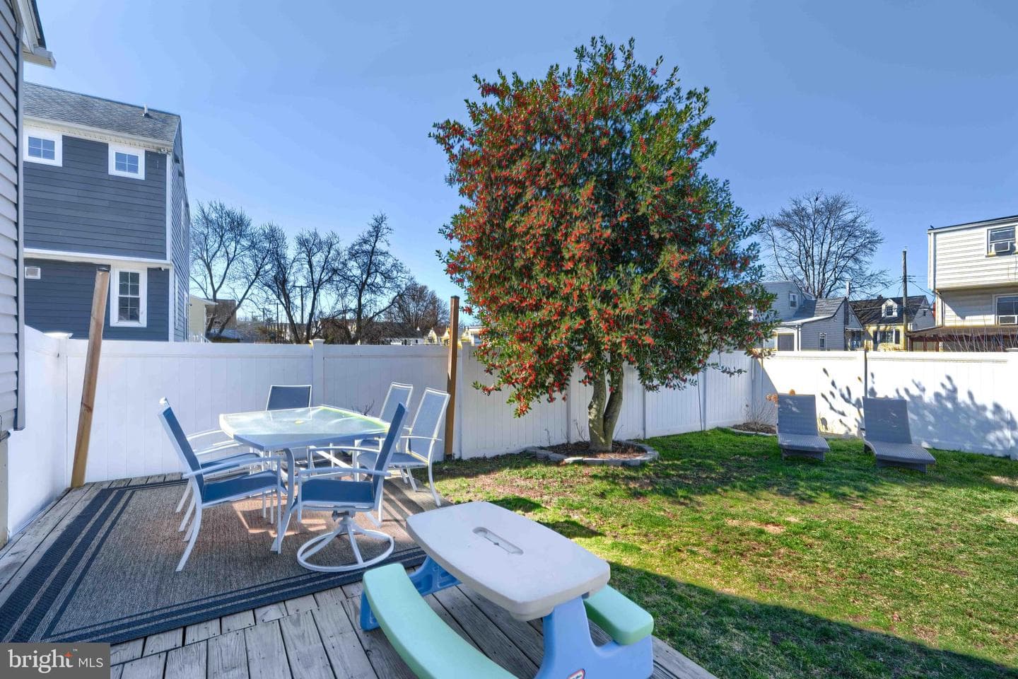 7904 Highpoint Road photo 43