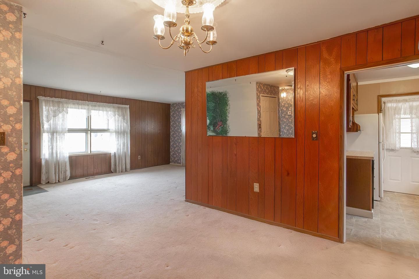 2424 Woodcroft Road photo 22