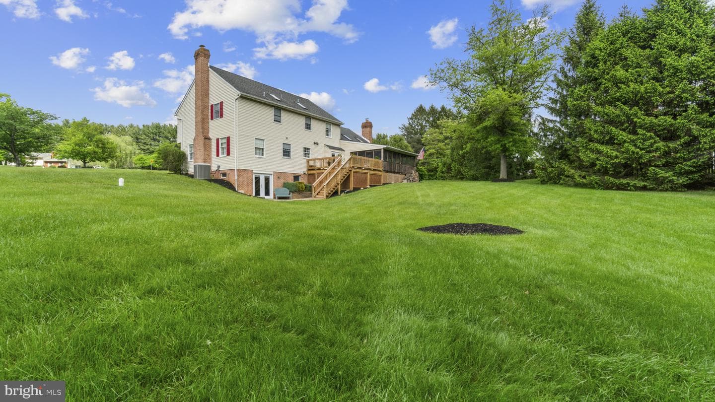 14710 Manor Road photo 3