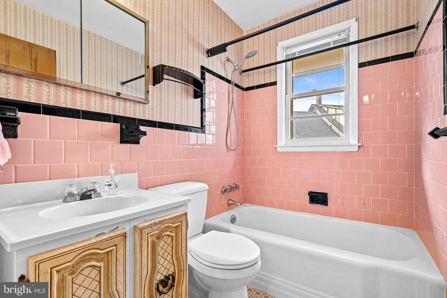 1702 Greenspring Drive photo 16