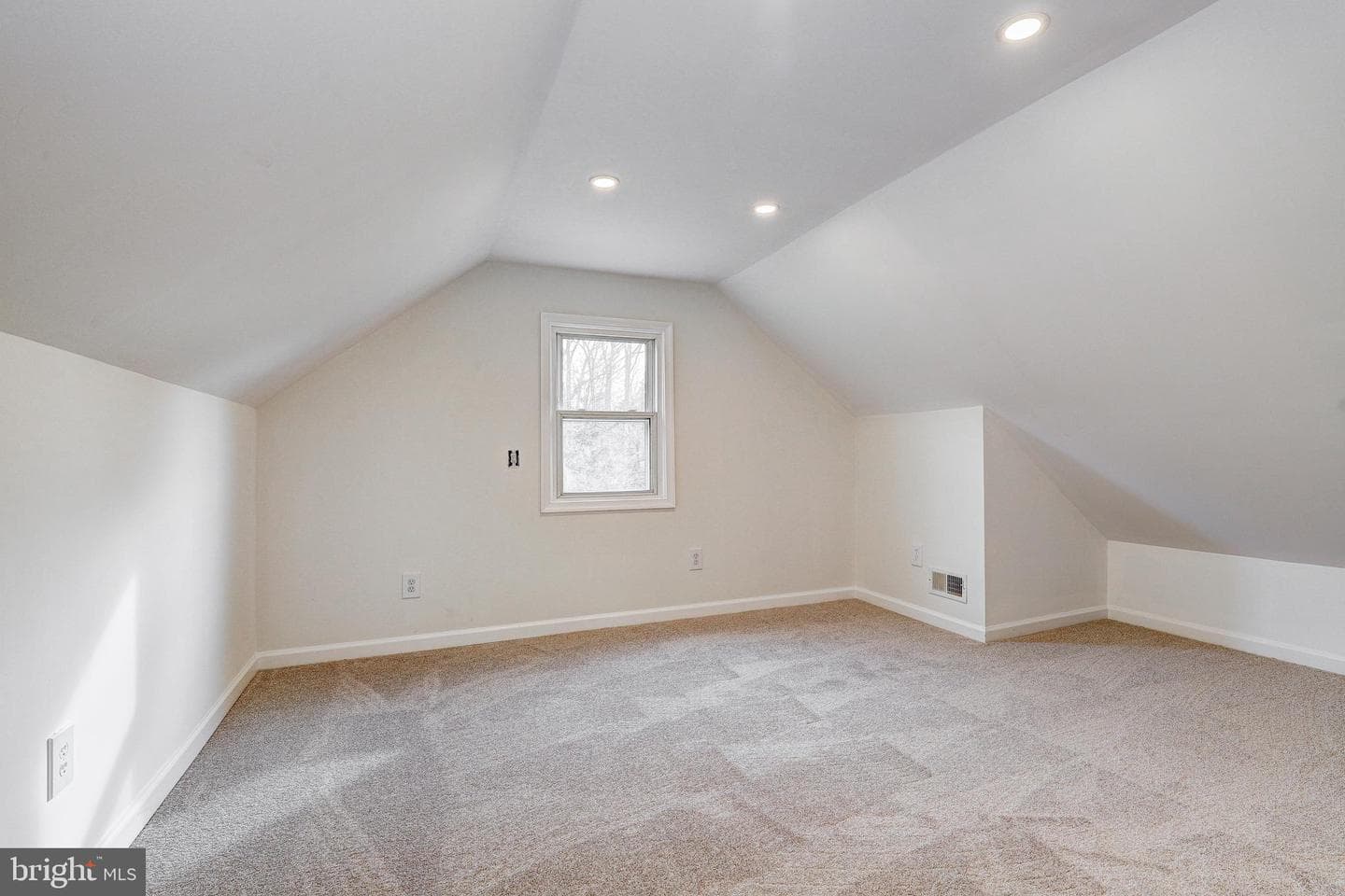 3314 Garnet Road photo 32