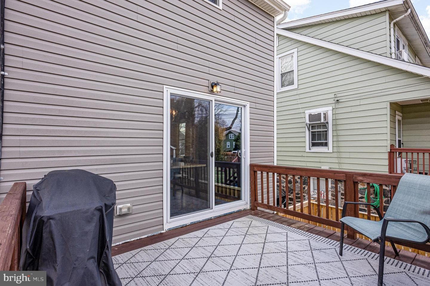124 Clarendon Avenue photo 32