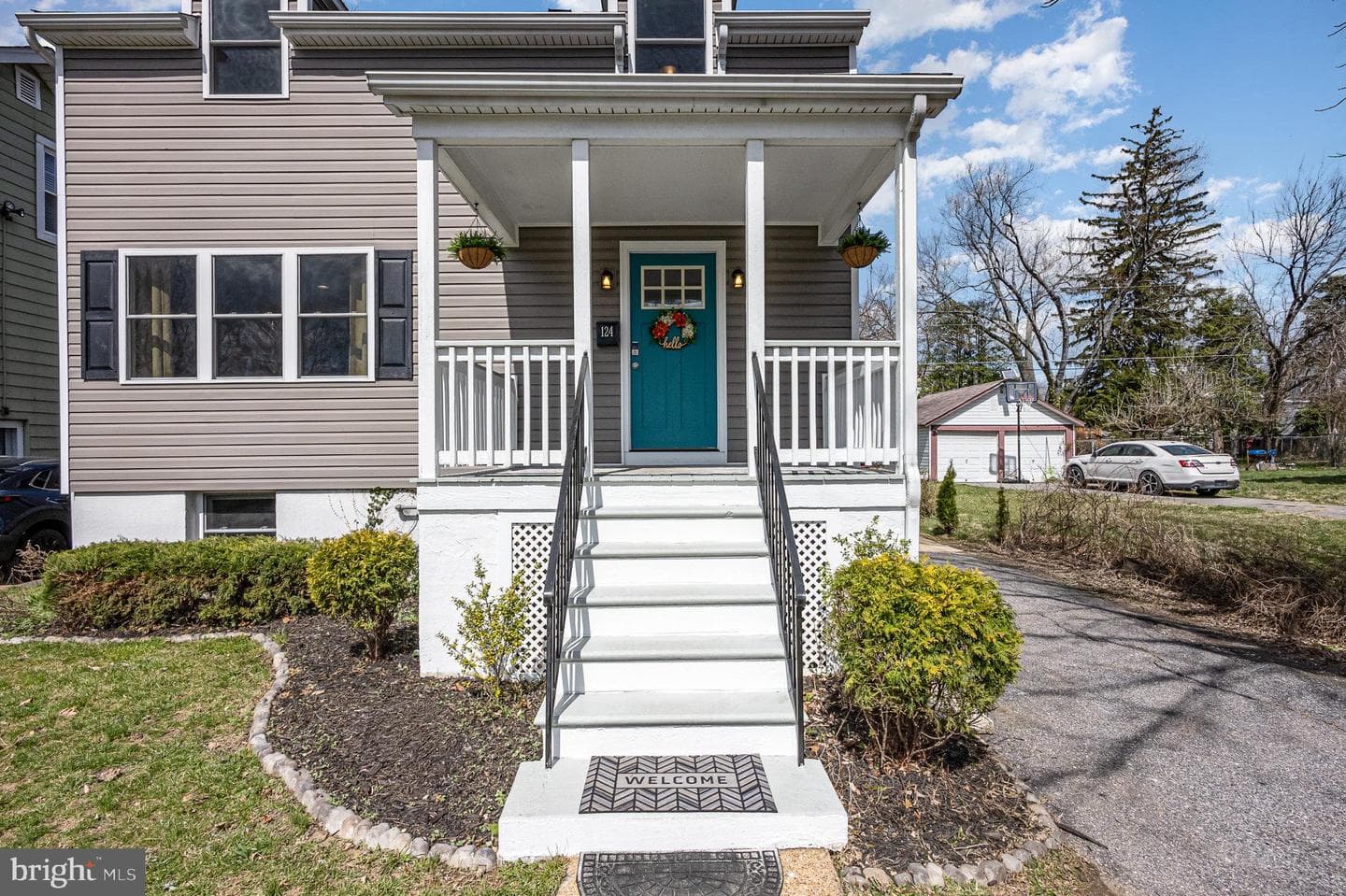 124 Clarendon Avenue photo 5