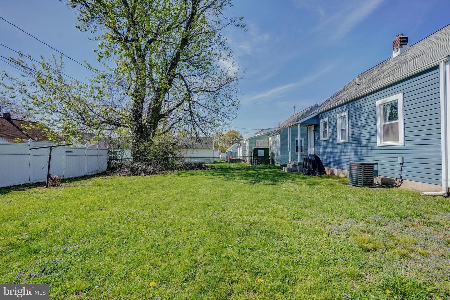 8 Avenal Road photo 14