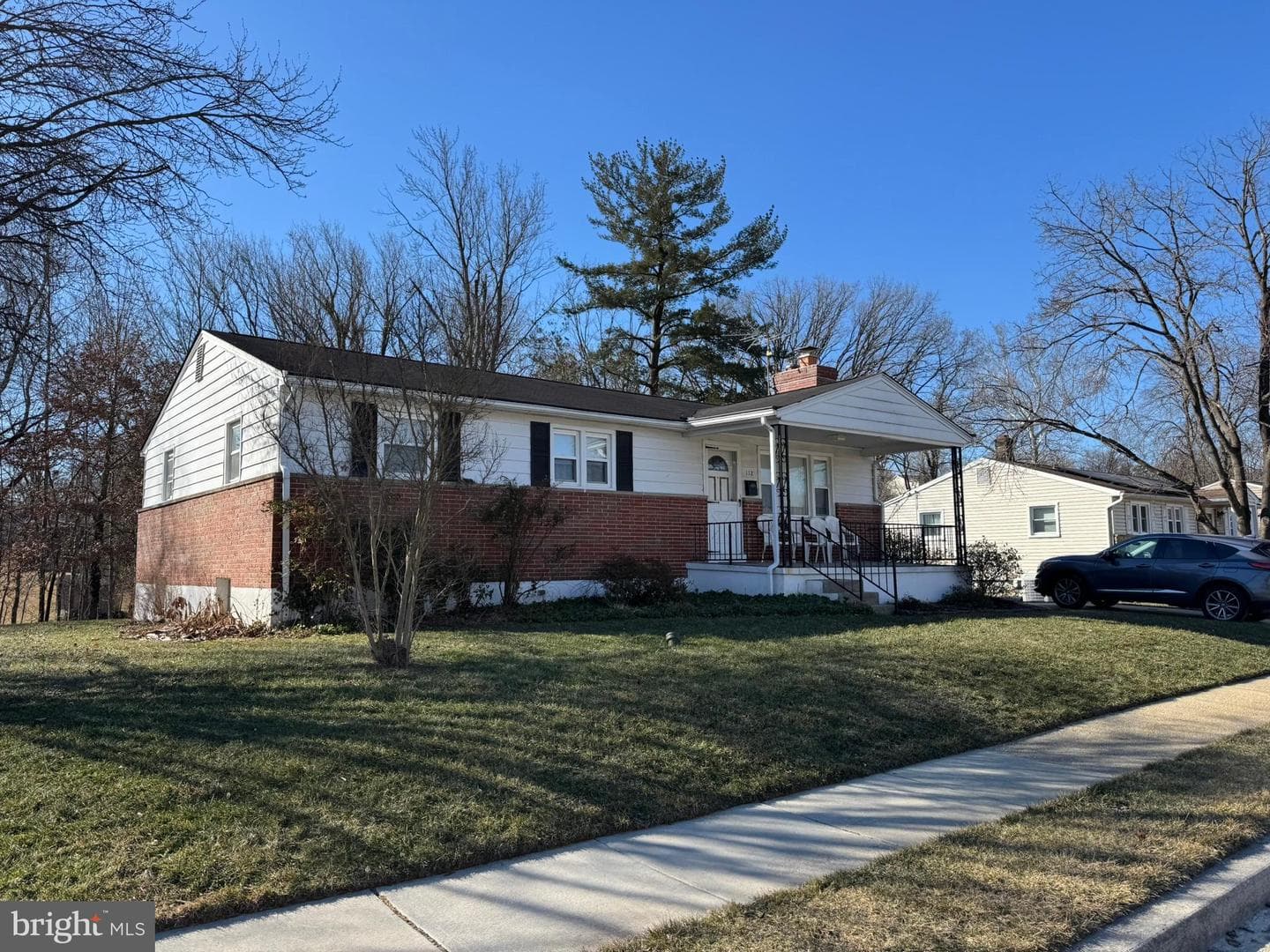 112 Springside Drive photo 3