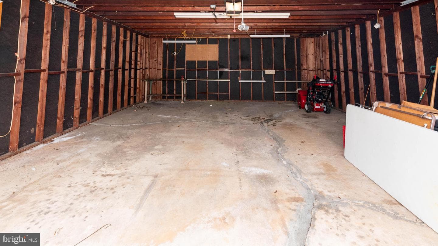 112 Springside Drive photo 6