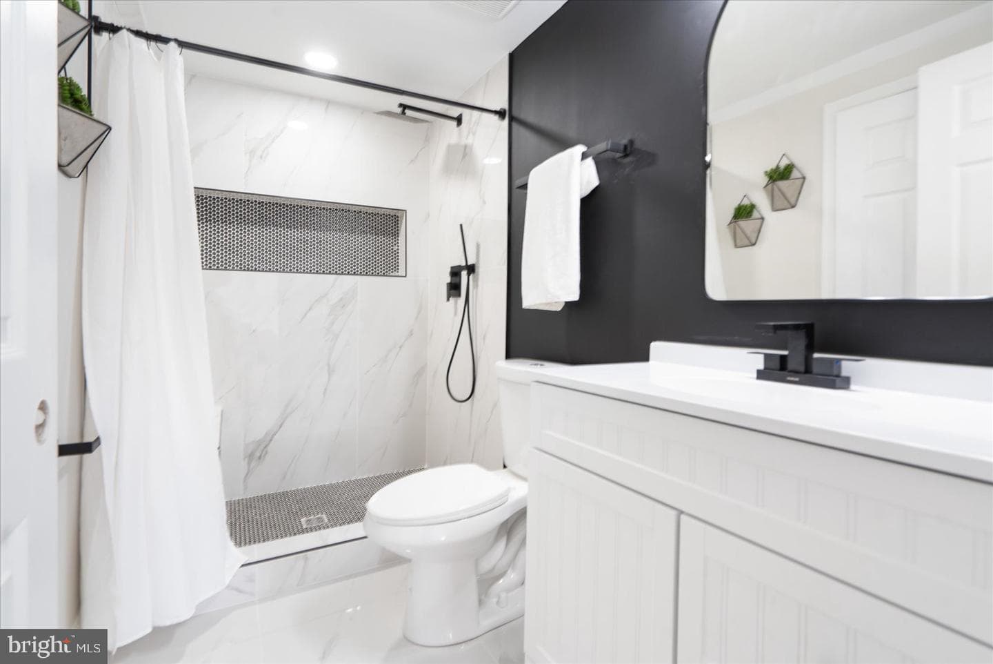 7504 Rockridge Road photo 32