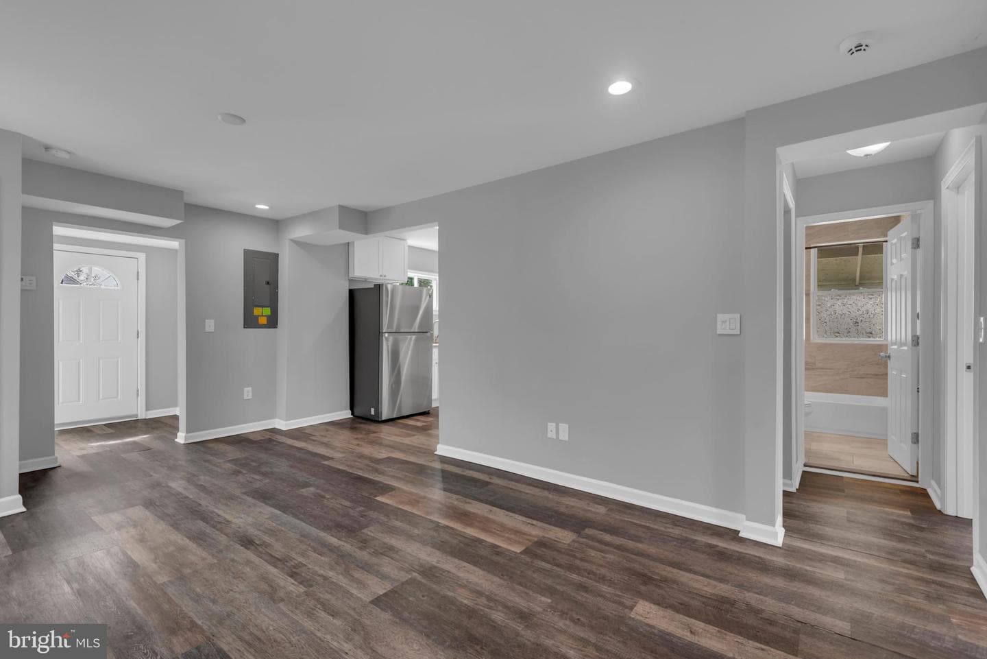 8114 Longpoint Road photo 12