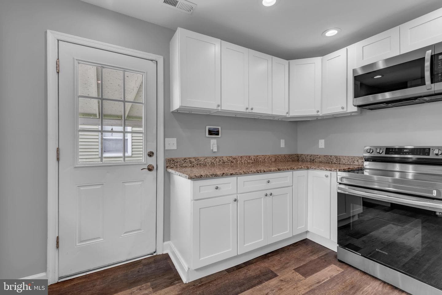 8114 Longpoint Road photo 16