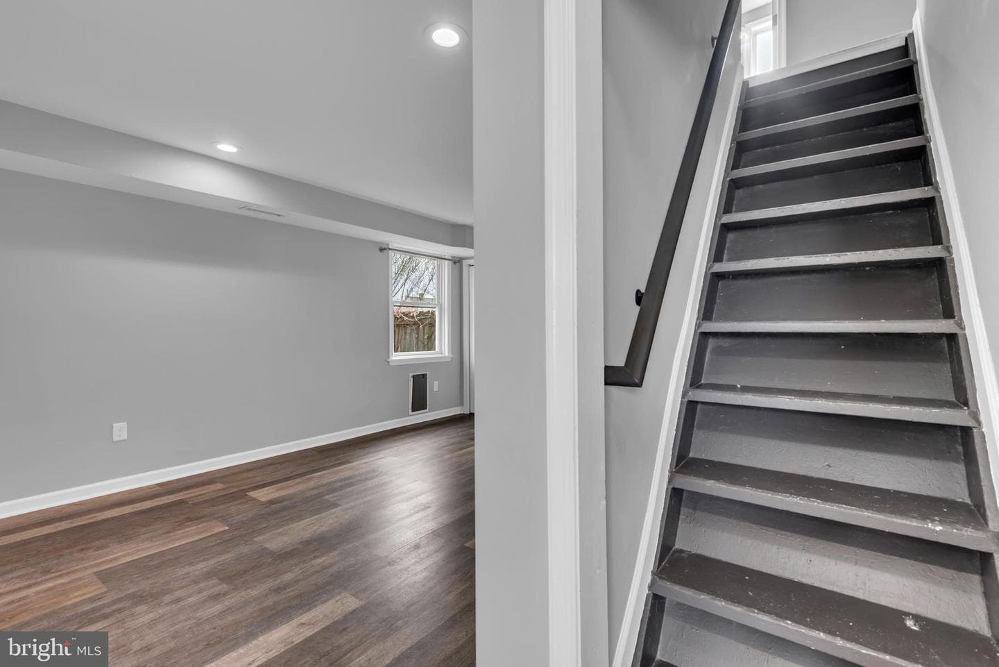 8114 Longpoint Road photo 28