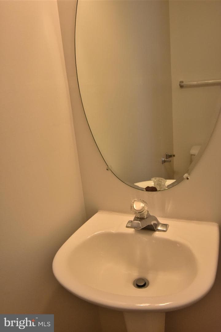 6 Chriswell Court photo 26