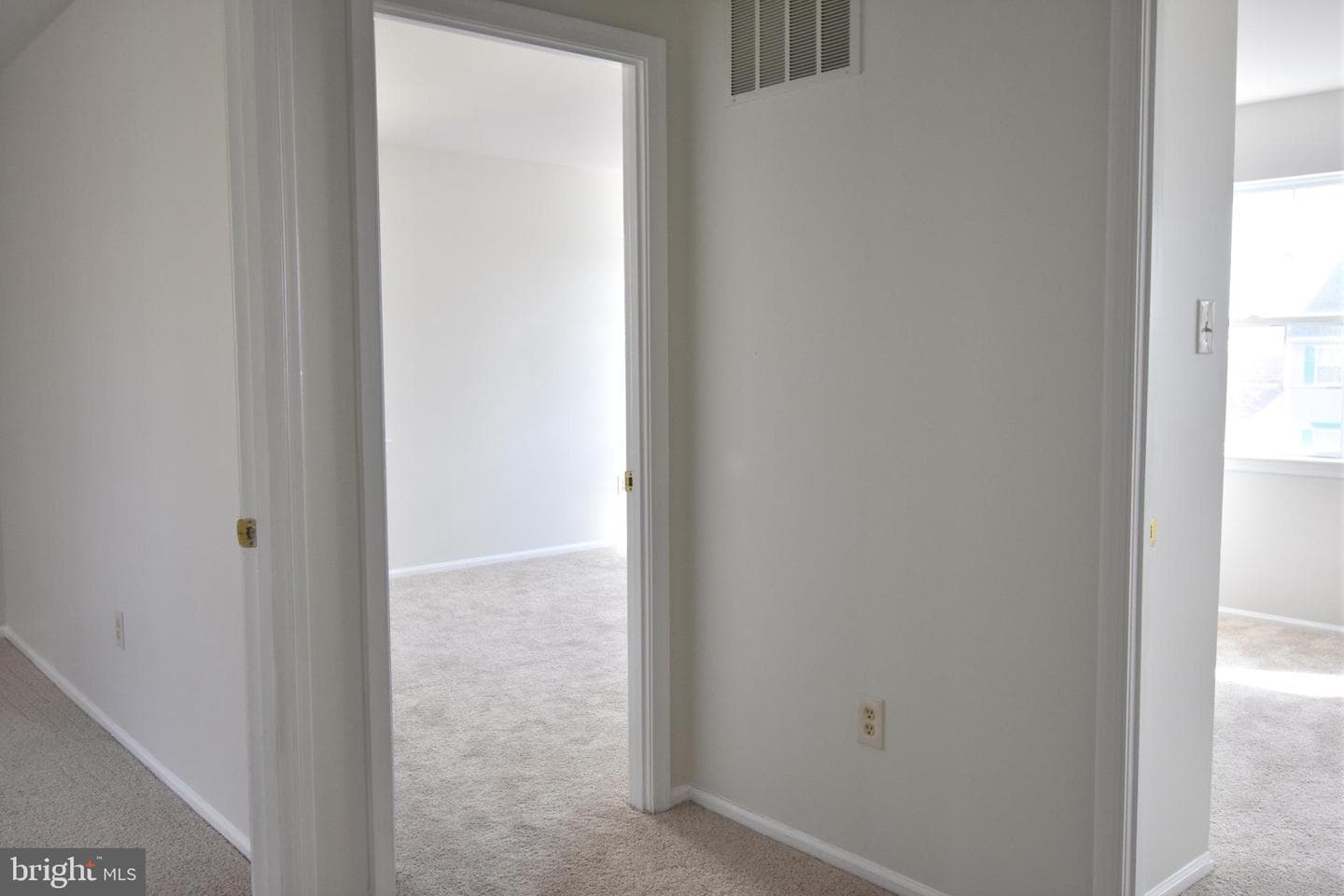 6 Chriswell Court photo 43
