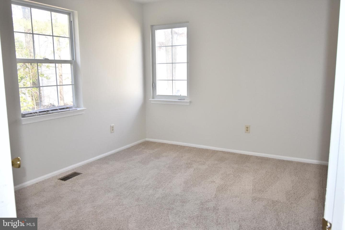 6 Chriswell Court photo 44