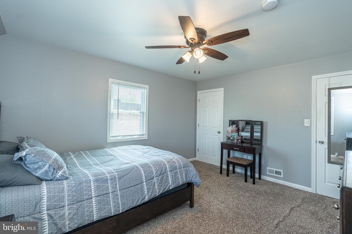 104 S Marlyn Avenue photo 12