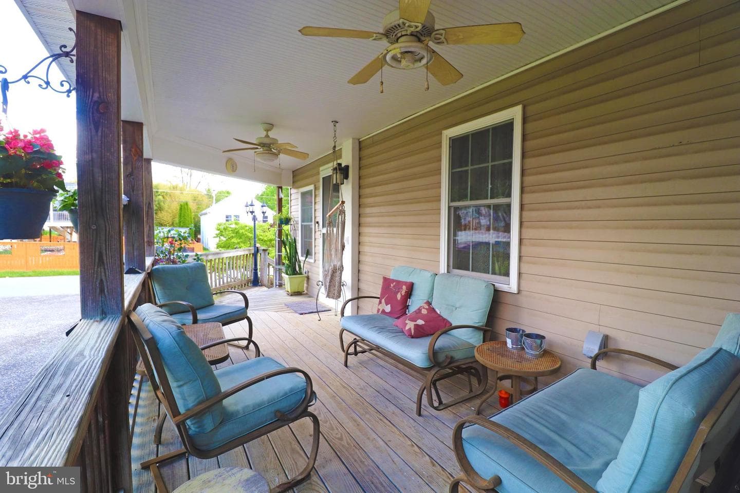 405 Dyer Avenue photo 5