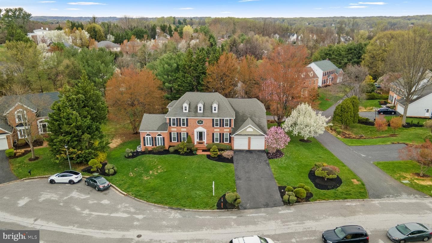 56 Bellchase Court photo 80