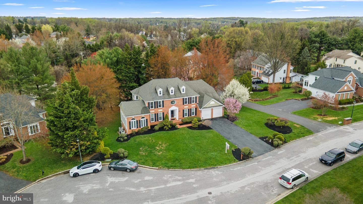 56 Bellchase Court photo 81