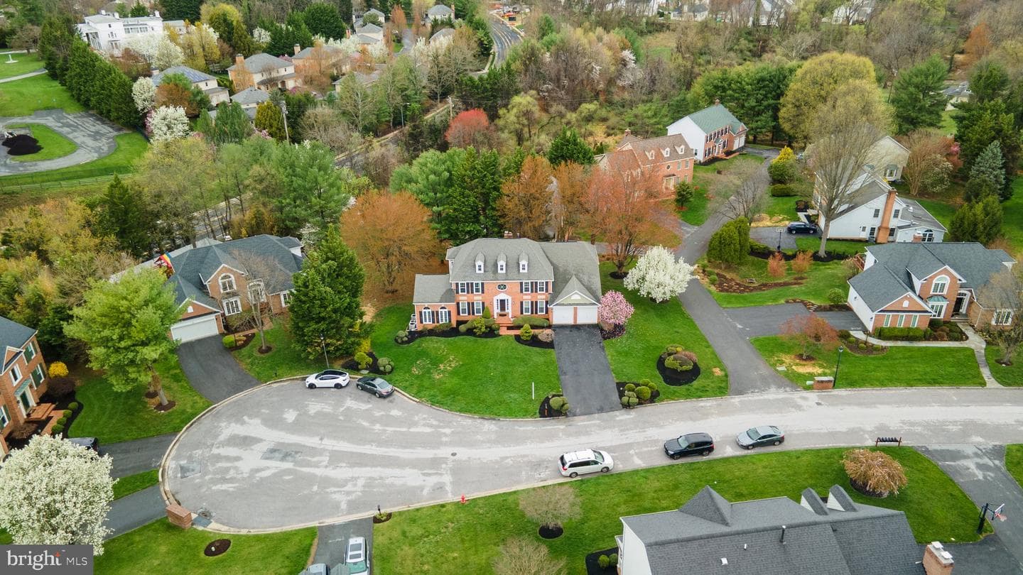 56 Bellchase Court photo 83