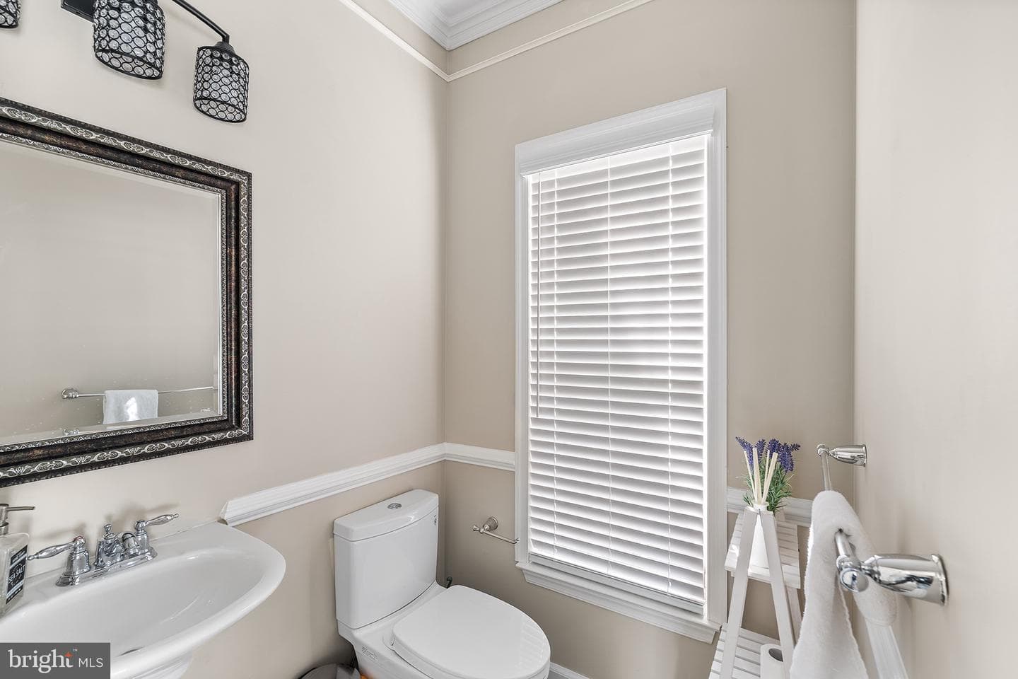 9202 Amber Oaks Way photo 16