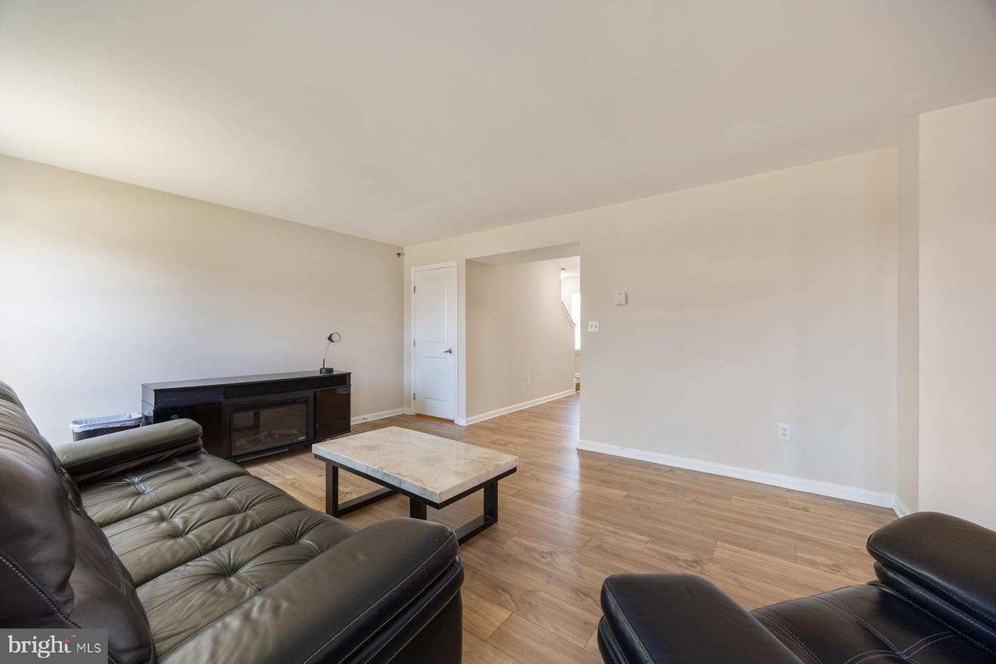 2510 Yorkway photo 10