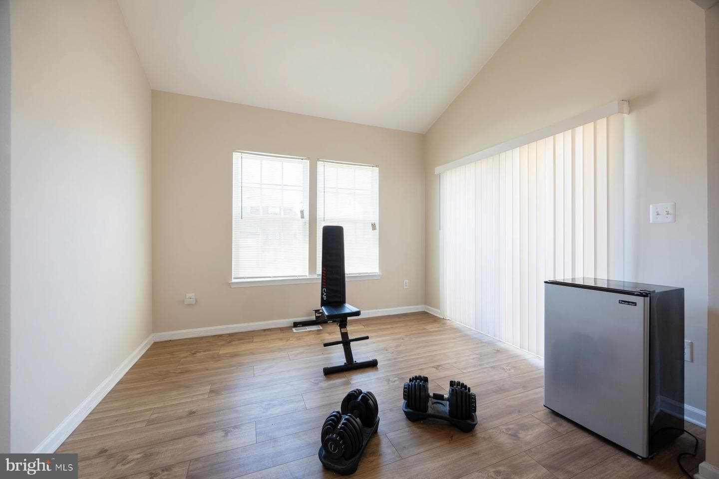 2510 Yorkway photo 11