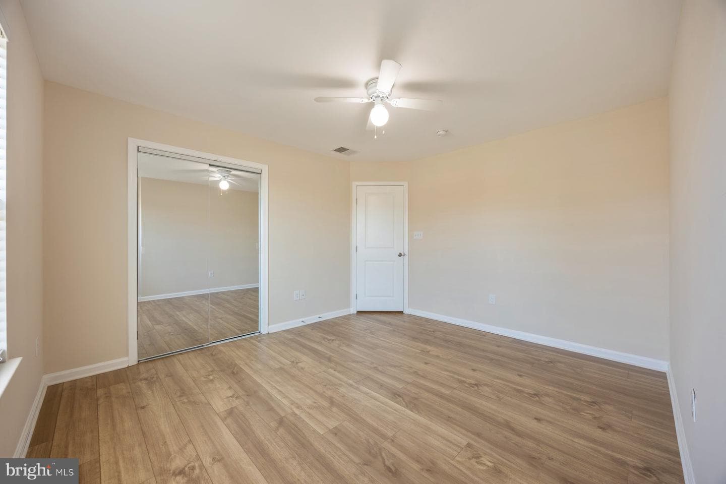 2510 Yorkway photo 20