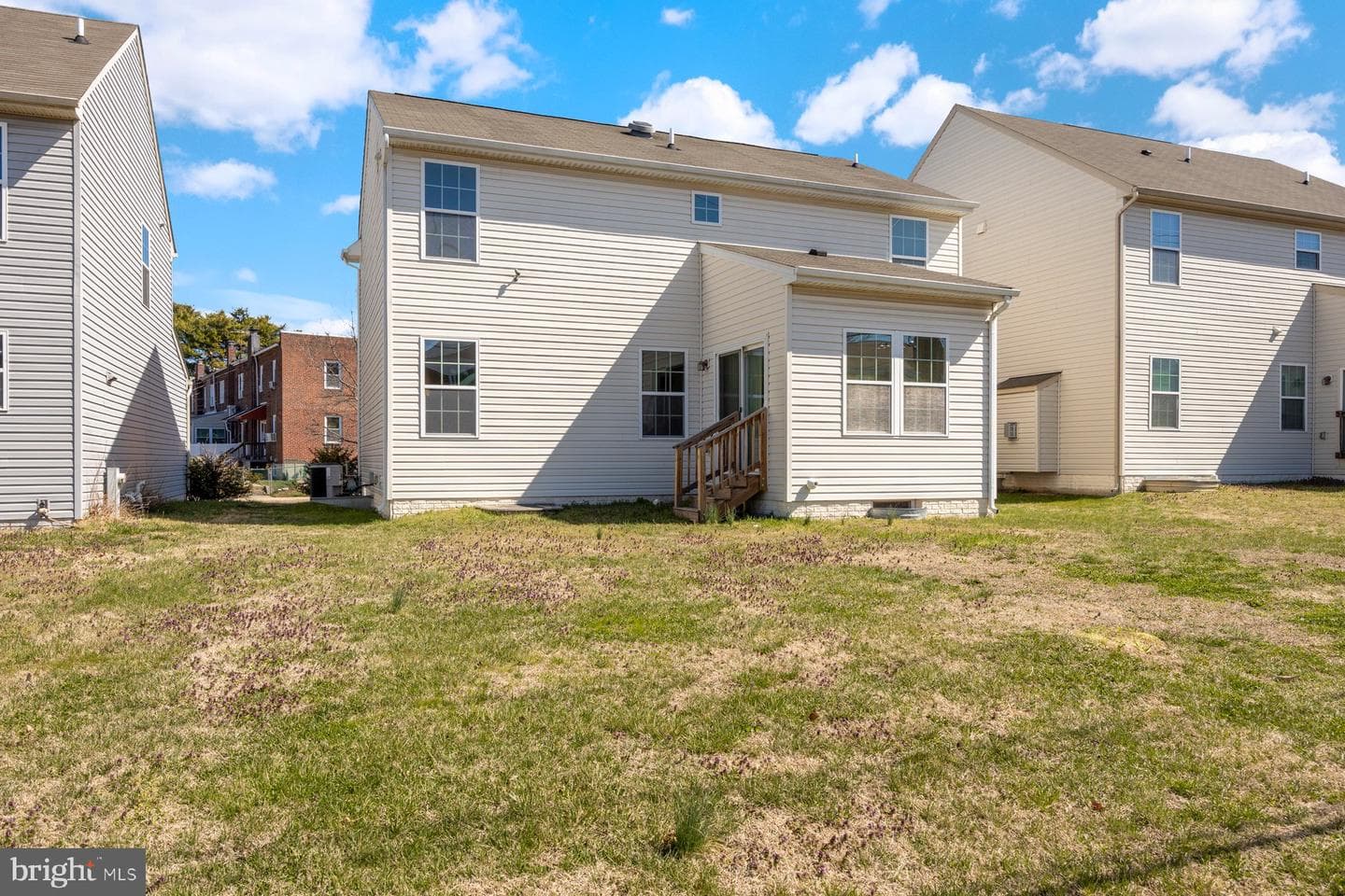 2510 Yorkway photo 31
