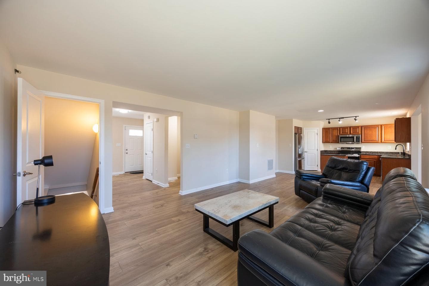 2510 Yorkway photo 7