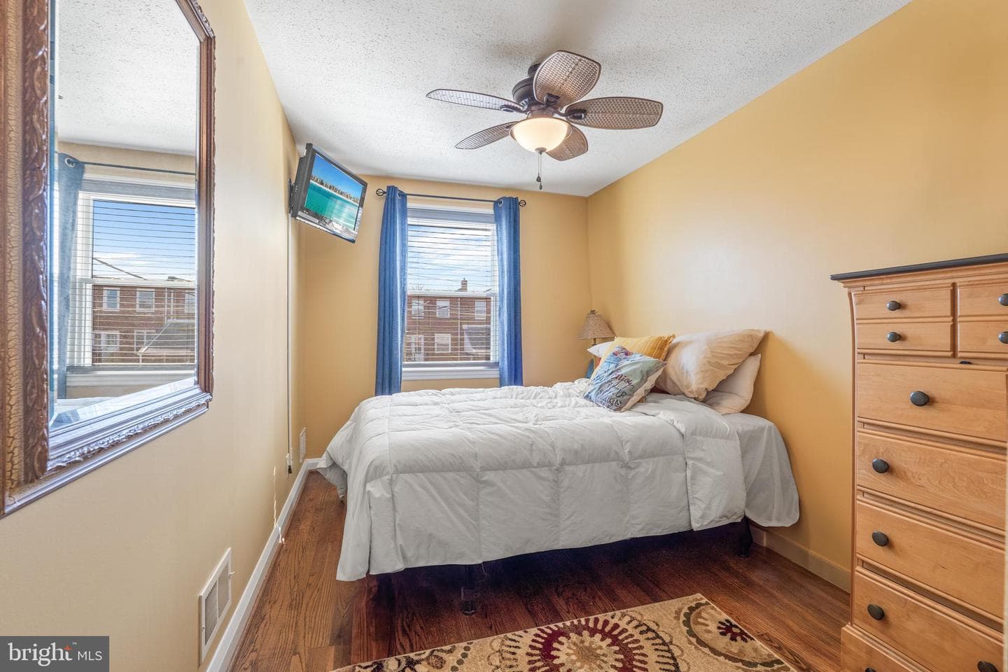 7443 Durwood Road photo 10