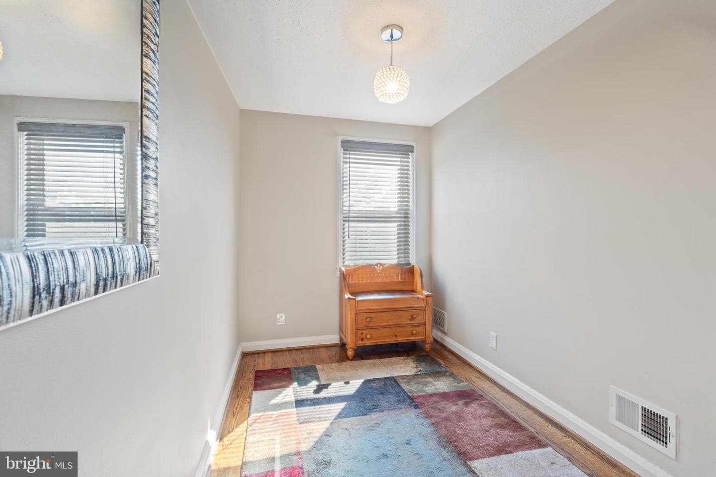 7443 Durwood Road photo 11