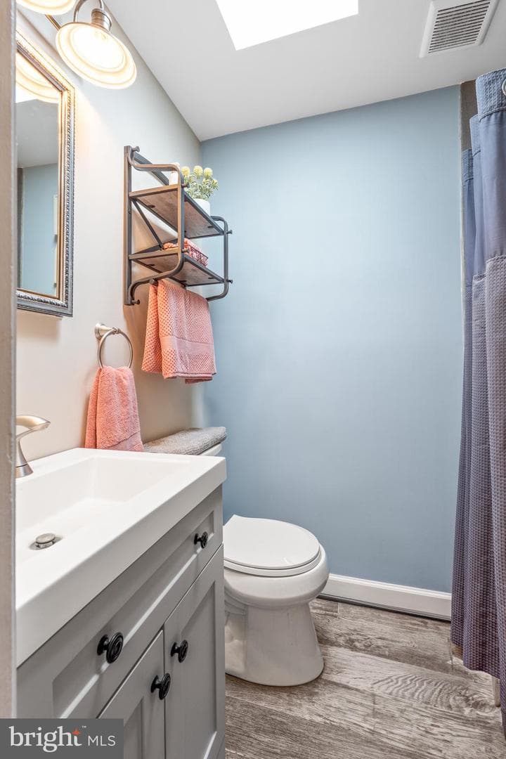 7443 Durwood Road photo 14