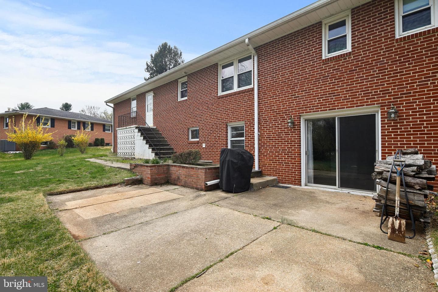 9826 Fox Hill Road photo 34