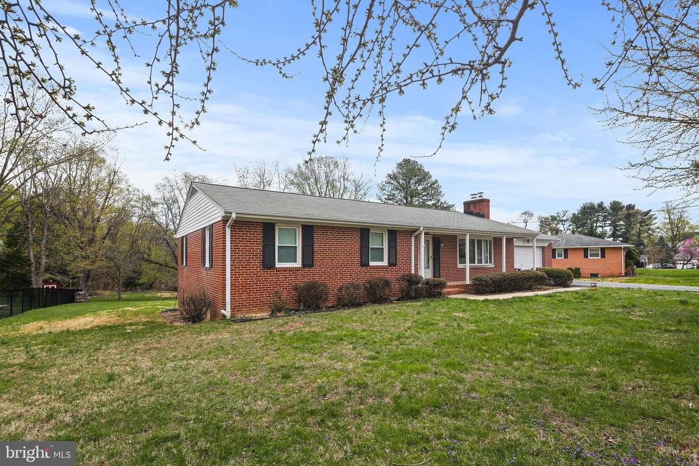 9826 Fox Hill Road photo 44