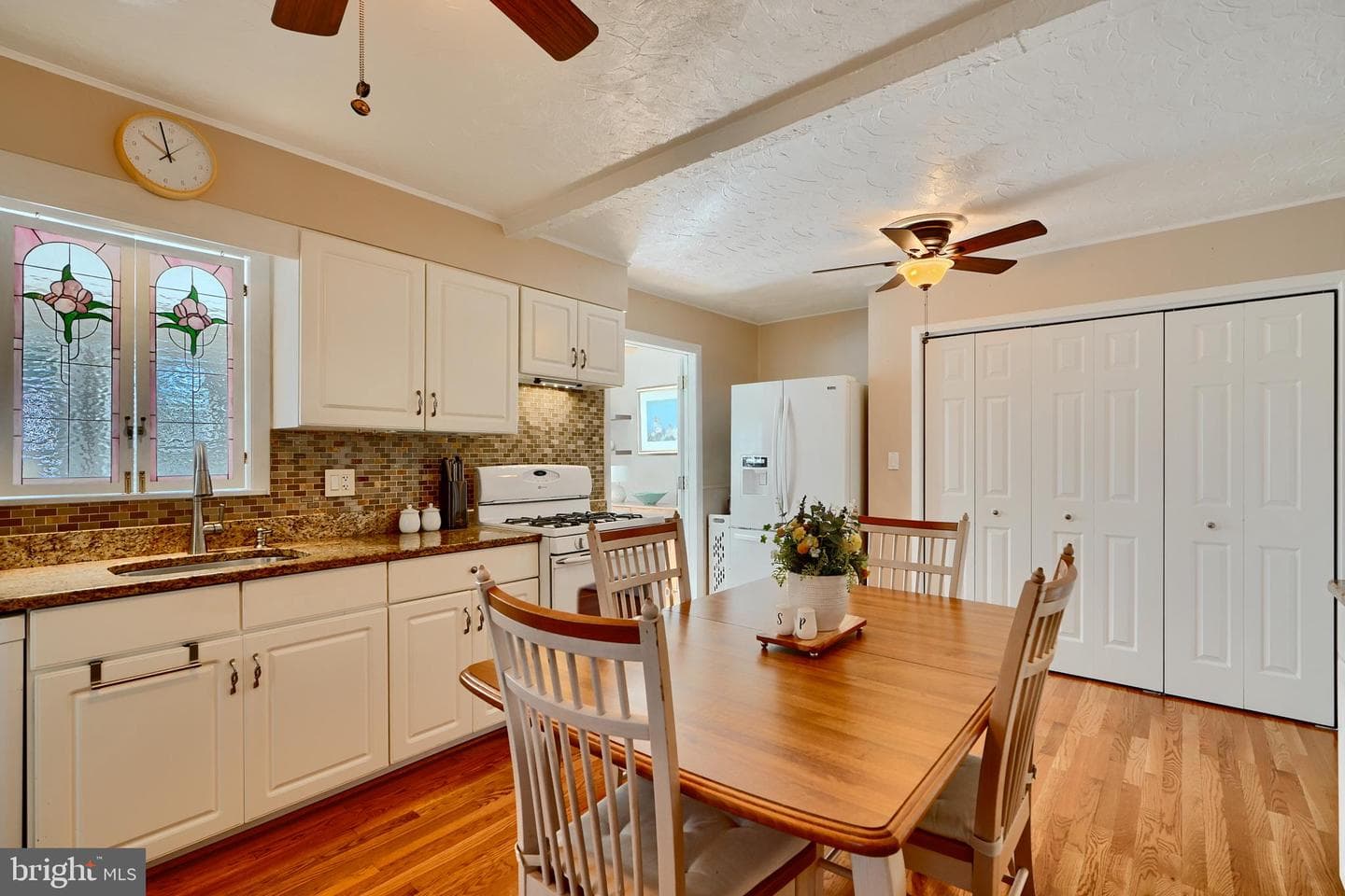 9123 Santa Rita Road photo 10