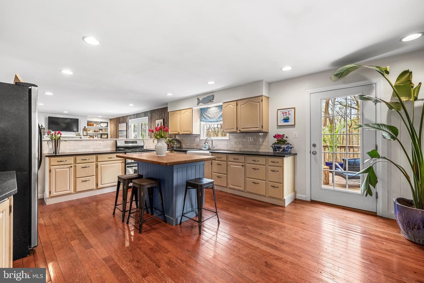 8 Holly Berry Court photo 13