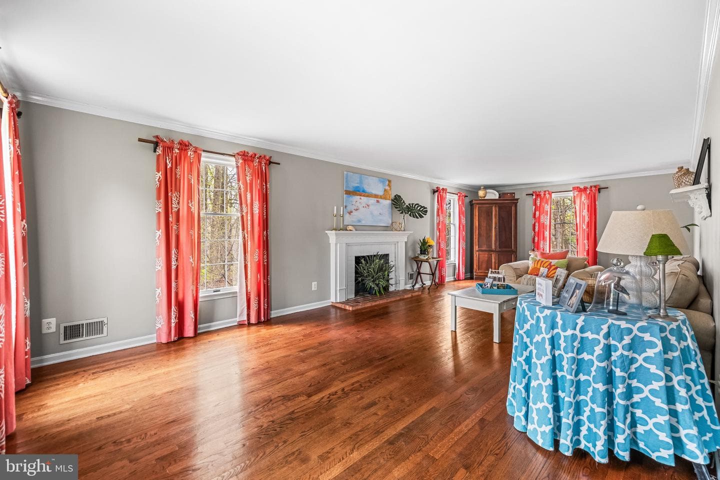 8 Holly Berry Court photo 5