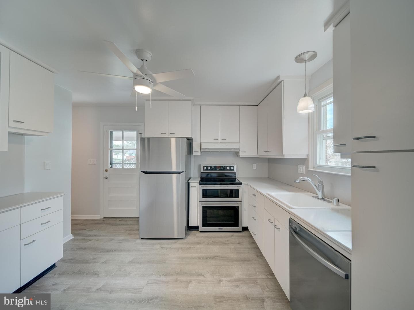 117 Longdale Road photo 33