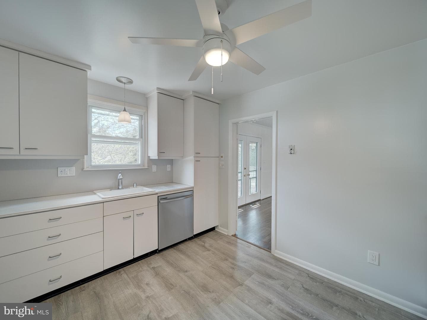 117 Longdale Road photo 36
