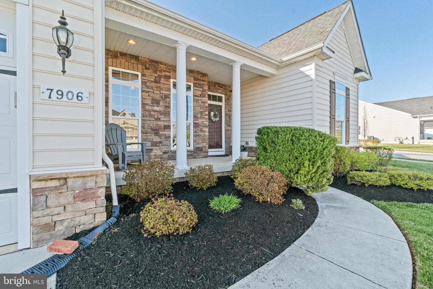 7906 Mcneal Farm Circle photo 3