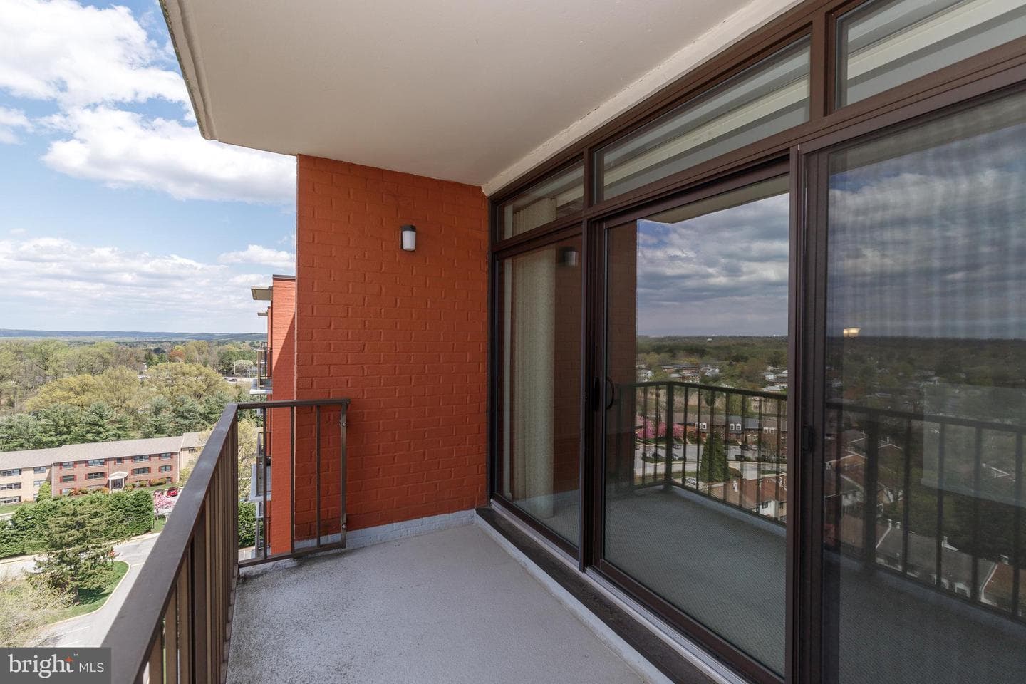 1 Smeton Place #1207 photo 18