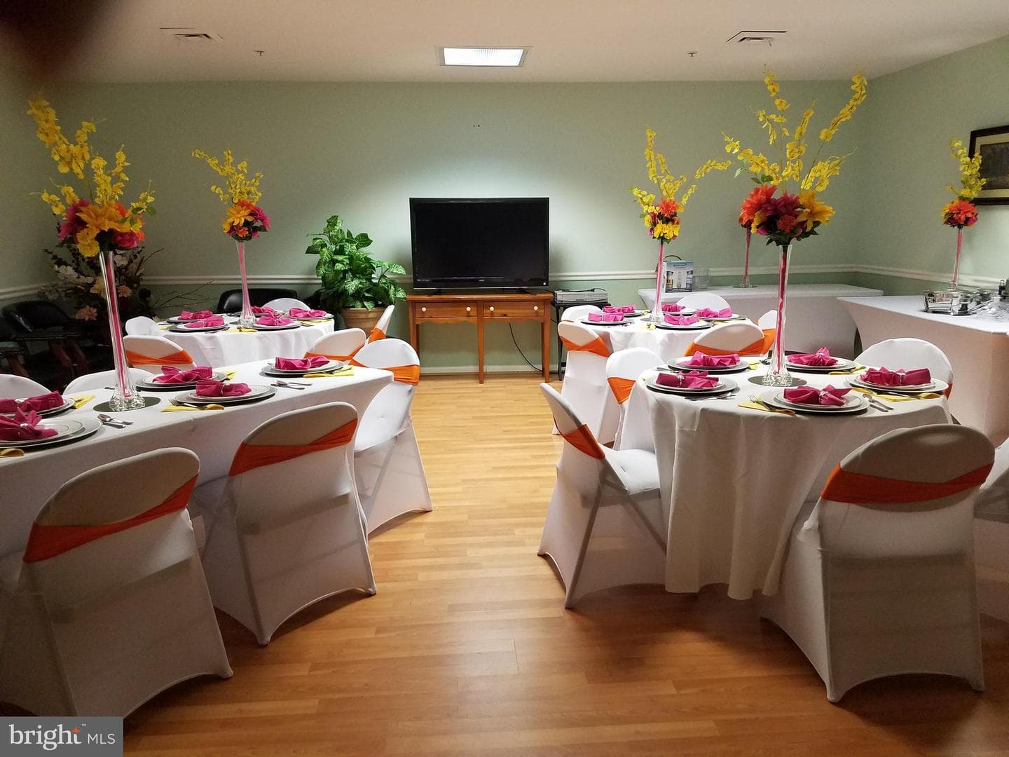 1 Smeton Place #1207 photo 32