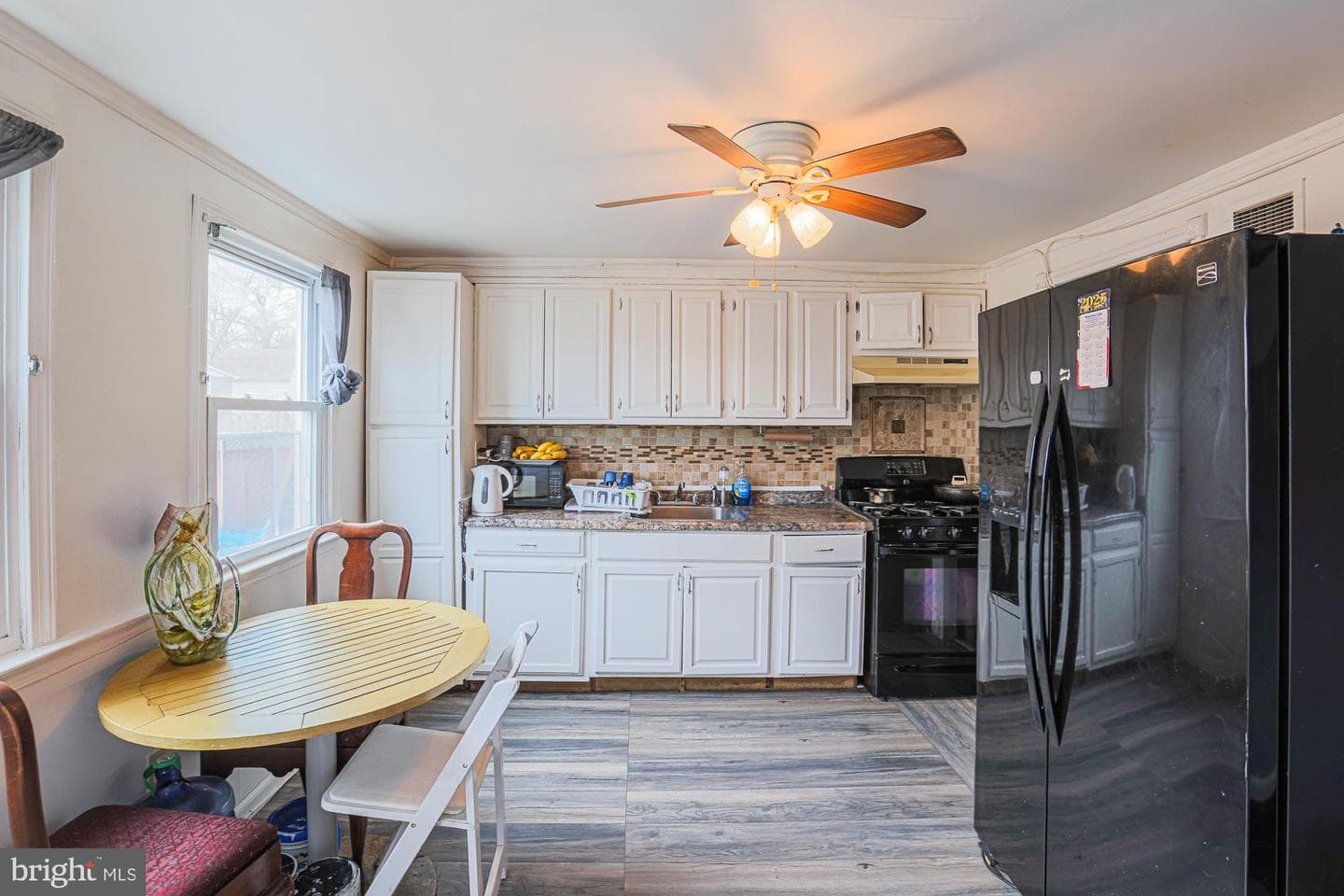 2707 Norfen Road photo 3