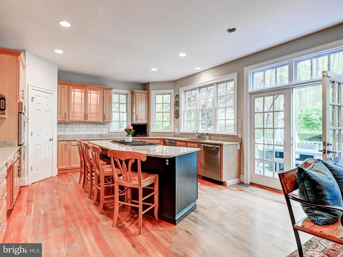 2210 Blue Mount Road photo 16